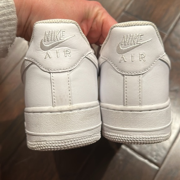 white air force ones size 9.5 men/ 11.5 women’s - Picture 4 of 6